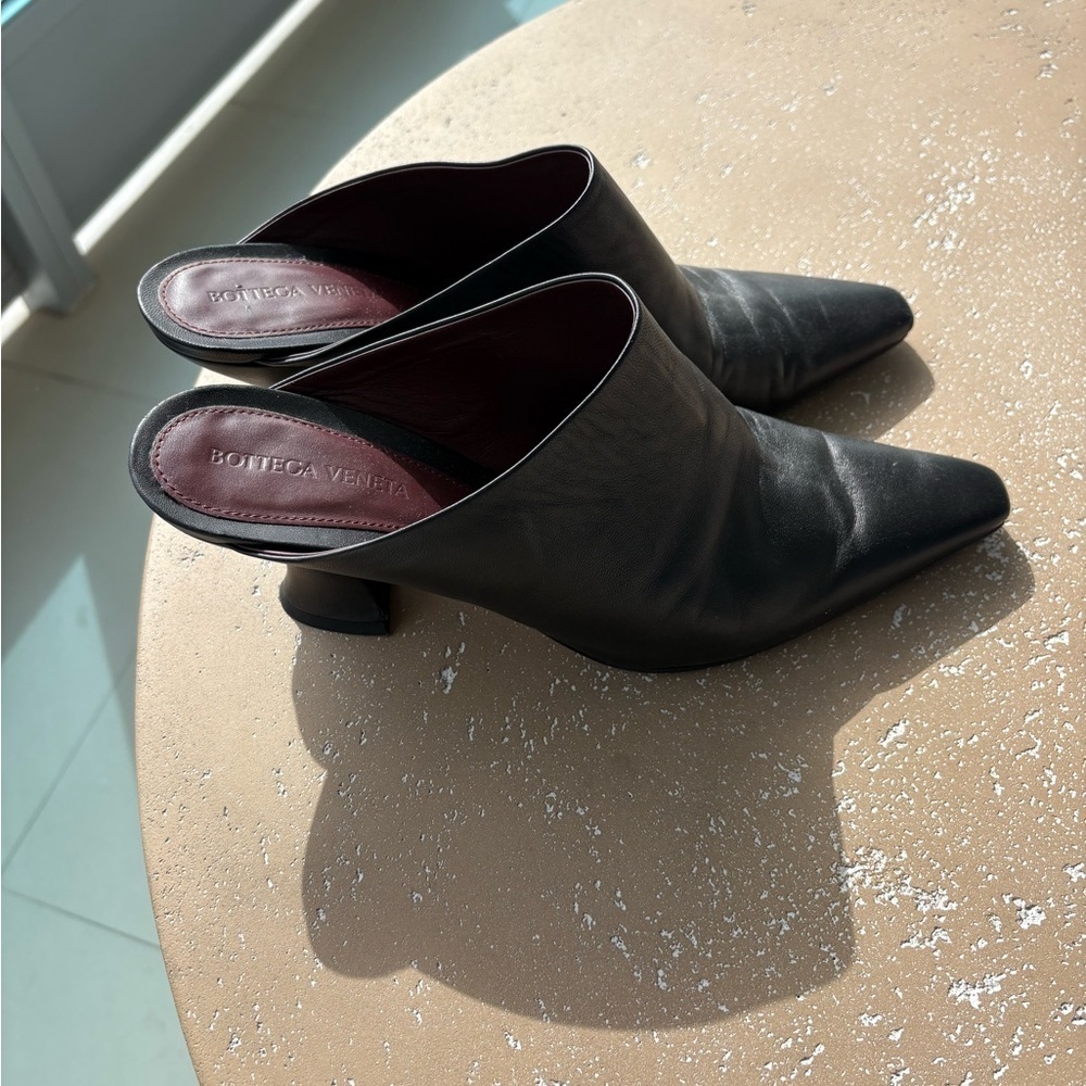 Bottega Veneta Black Leather Mules - Picture 2 of 8